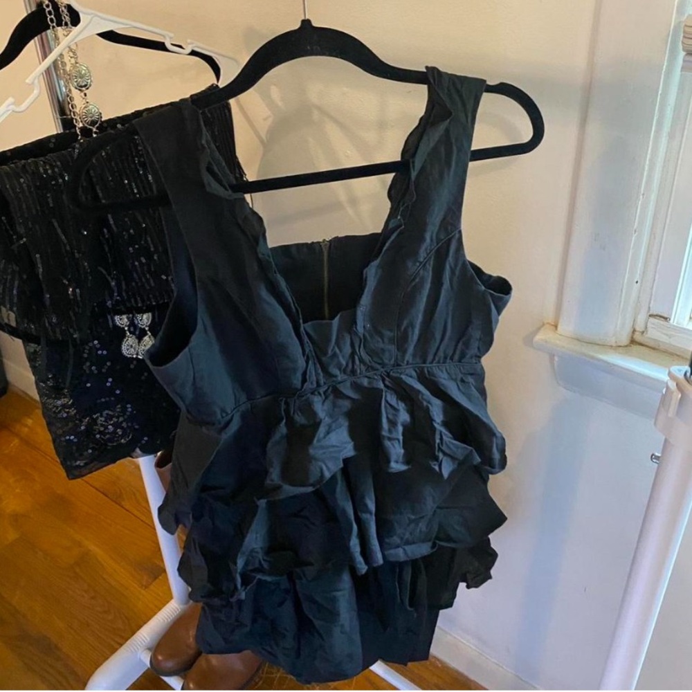 Elegant Black Midi Dress